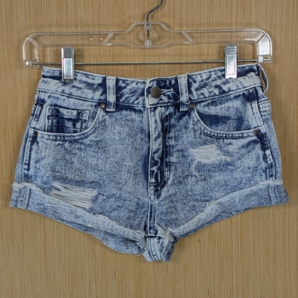 Kendall & Kylie Blue Acid Wash Distressed Denim Booty Shorts 23 High Rise Cuffed